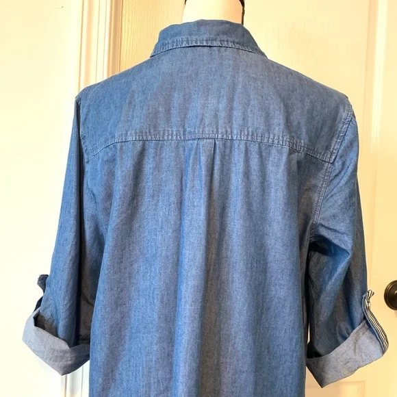 LUXOLOGY Chambray Collared Shirt Dress—SZ. 10 - Picture 5 of 11